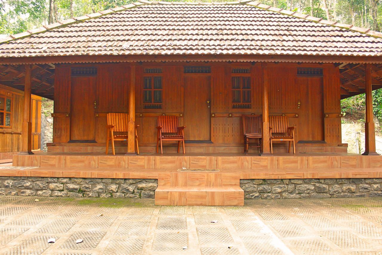 Kalppavanam Heritage Resort Thekkady Bagian luar foto