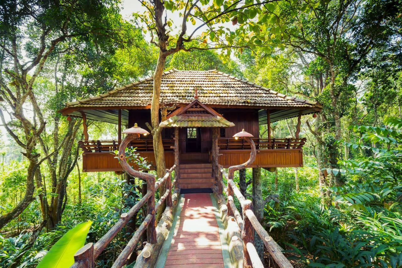 Kalppavanam Heritage Resort Thekkady Bagian luar foto